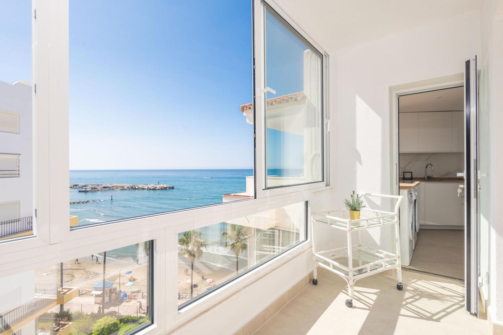 In Front Of Sea & Center Marbella